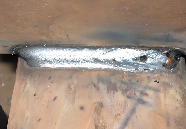 激光焊接机如何避免焊接时有气泡? 激光焊接机如何避免焊接时有气泡?