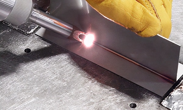 激光焊接墙接焊