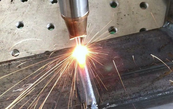 激光焊接机焊不锈钢板时烧穿了怎么回事? 激光焊接机焊不锈钢板时烧穿了怎么回事?