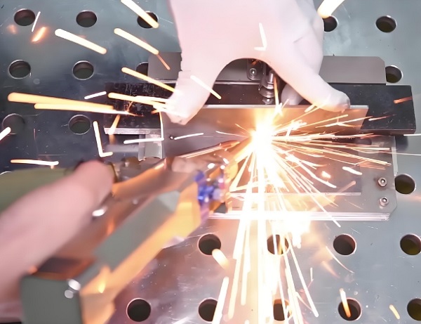 激光焊接机水泵坏了怎么修？