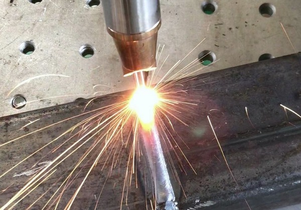 激光焊接机可以焊多少毫米的铁板？