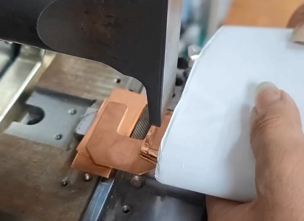 锂电池极耳焊接机厂家：选择决定品质的关键