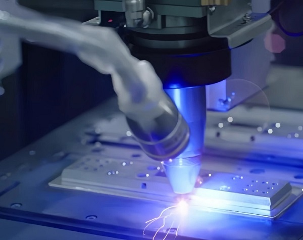 Lithium battery laser welding machine company: laser equipment automatic welding process