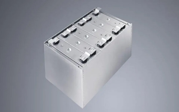 怎样提高锂电池激光焊接机的焊接精度？