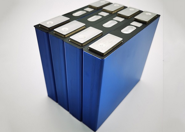 方形电池激光焊接