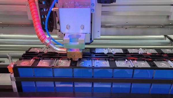 锂电池组激光焊接