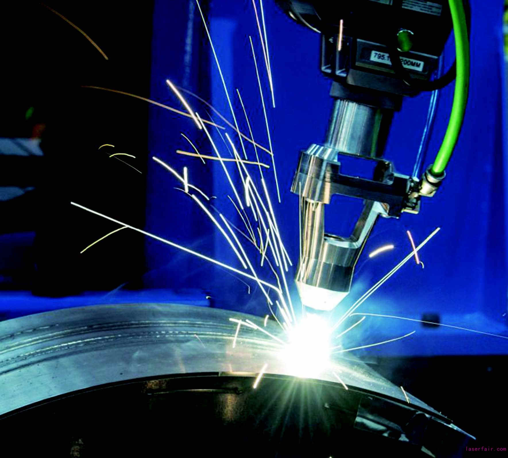 机械手激光焊接机操作难度大吗？