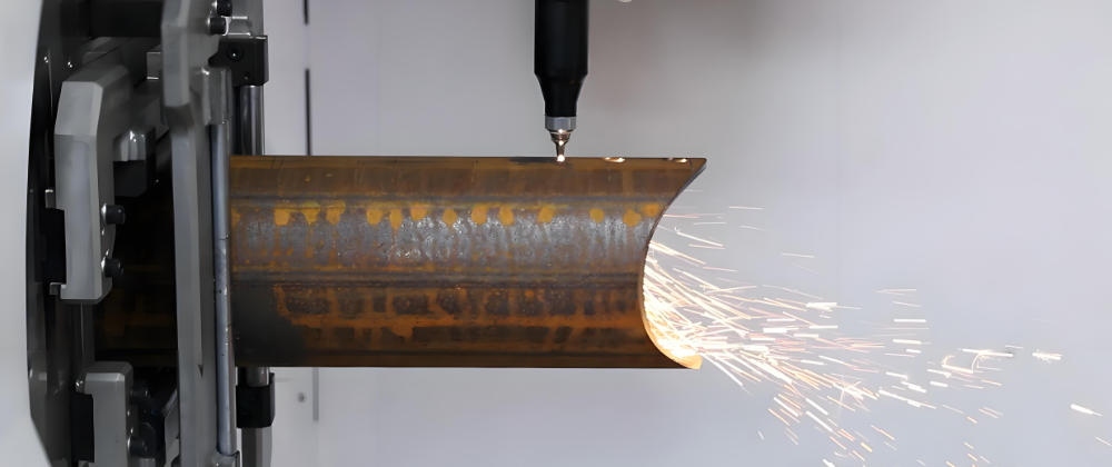 激光切割机的激光发散角如何控制？