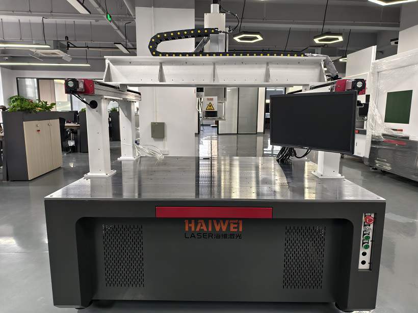 大幅面激光打标机：满足大型工件的打标需求