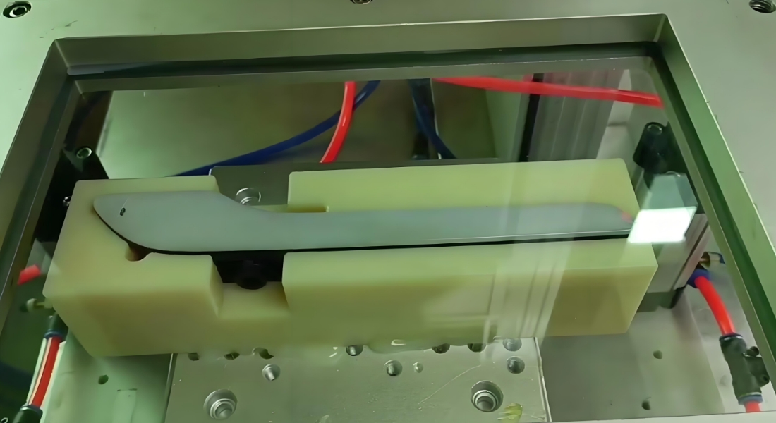 塑料激光焊接机:热塑性材料和改性工程塑料无损焊接 塑料激光焊接机:热塑性材料和改性工程塑料无损焊接